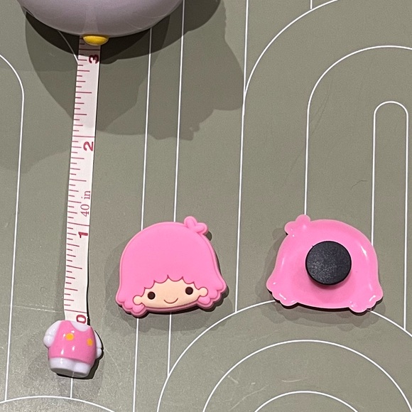 Little Twin Stars Pink Crocs Charm Sanrio Kawaii Statement Kiki Lala Cute New - Picture 3 of 3